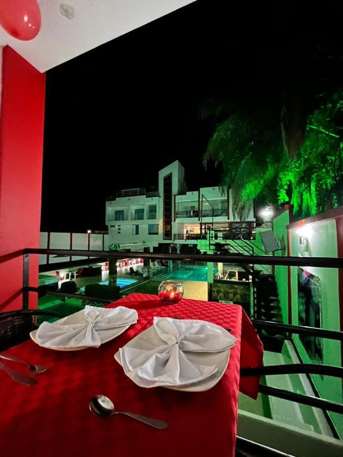 Hotel Bora Bora Adults Only à Melgar Extérieur photo
