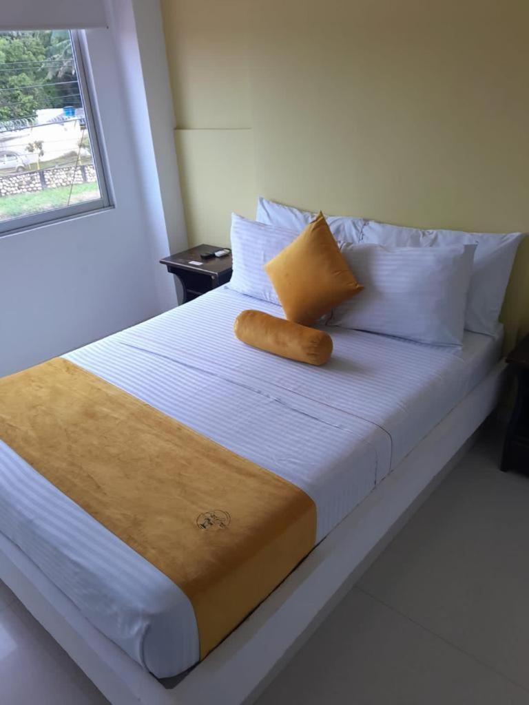 Hotel Bora Bora Adults Only à Melgar Extérieur photo